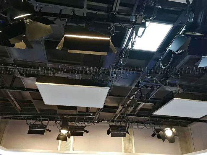云南大姚廣播電視臺演播室燈光系統(tǒng)項(xiàng)目